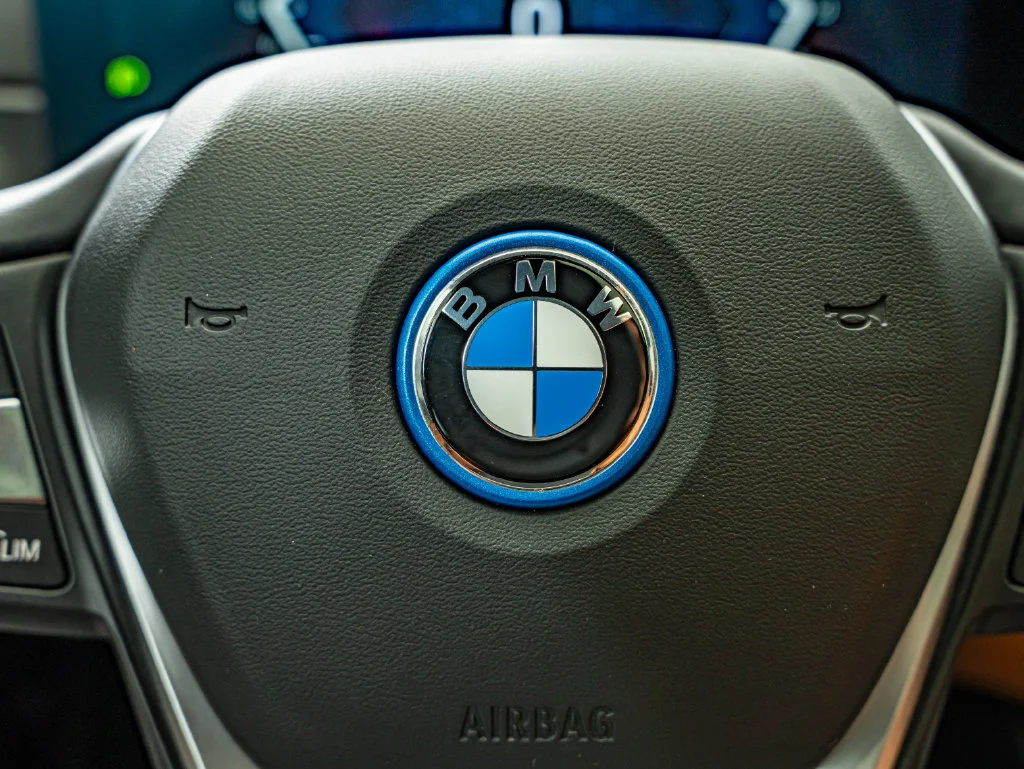 Used 2023 San Remo Green Metallic BMW eDrive35 image 22