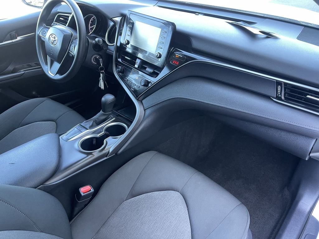 Used 2024 White Toyota LE image 28