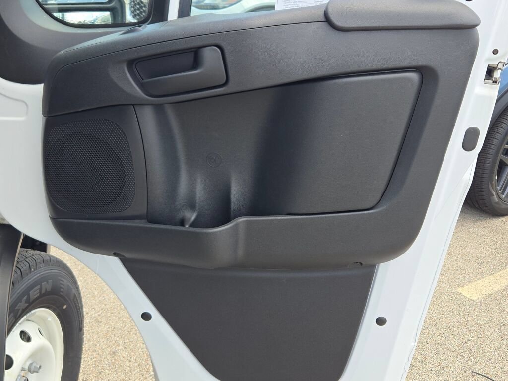 Used 2023 White Ram High Roof image 7