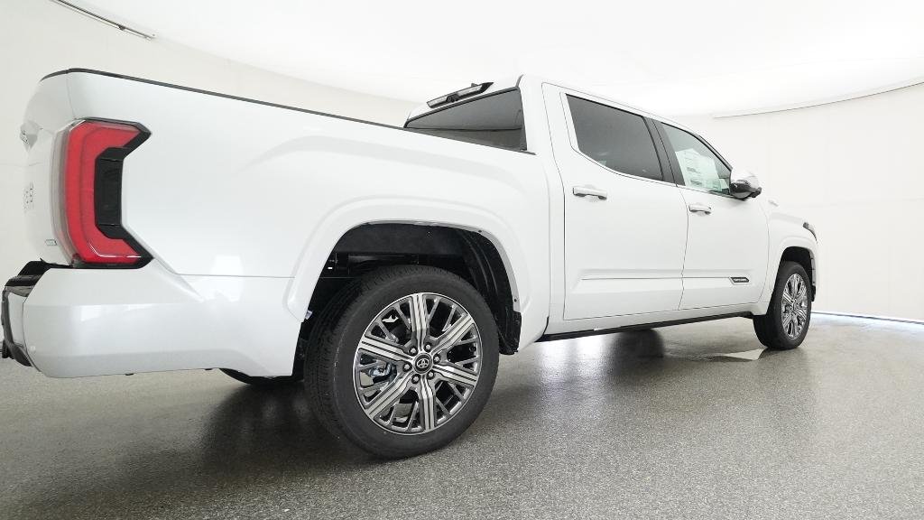 New 2026 Wind Chill Pearl Toyota Capstone image 4