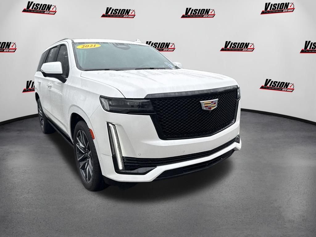 Used 2021 White Cadillac Sport image 3