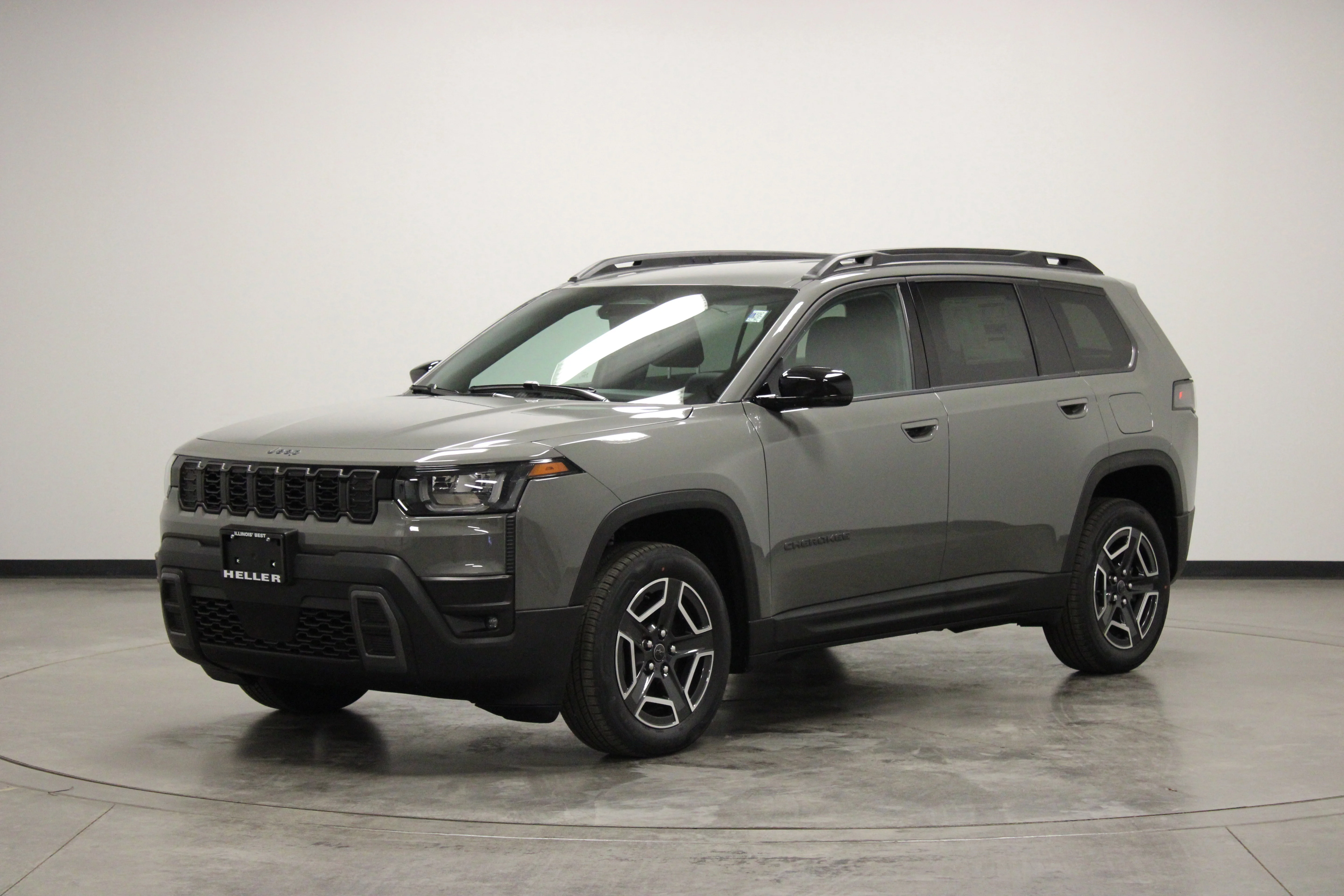 New 2026 Sting-Gray Clear-Coat Exterior Paint Jeep Limited image 4