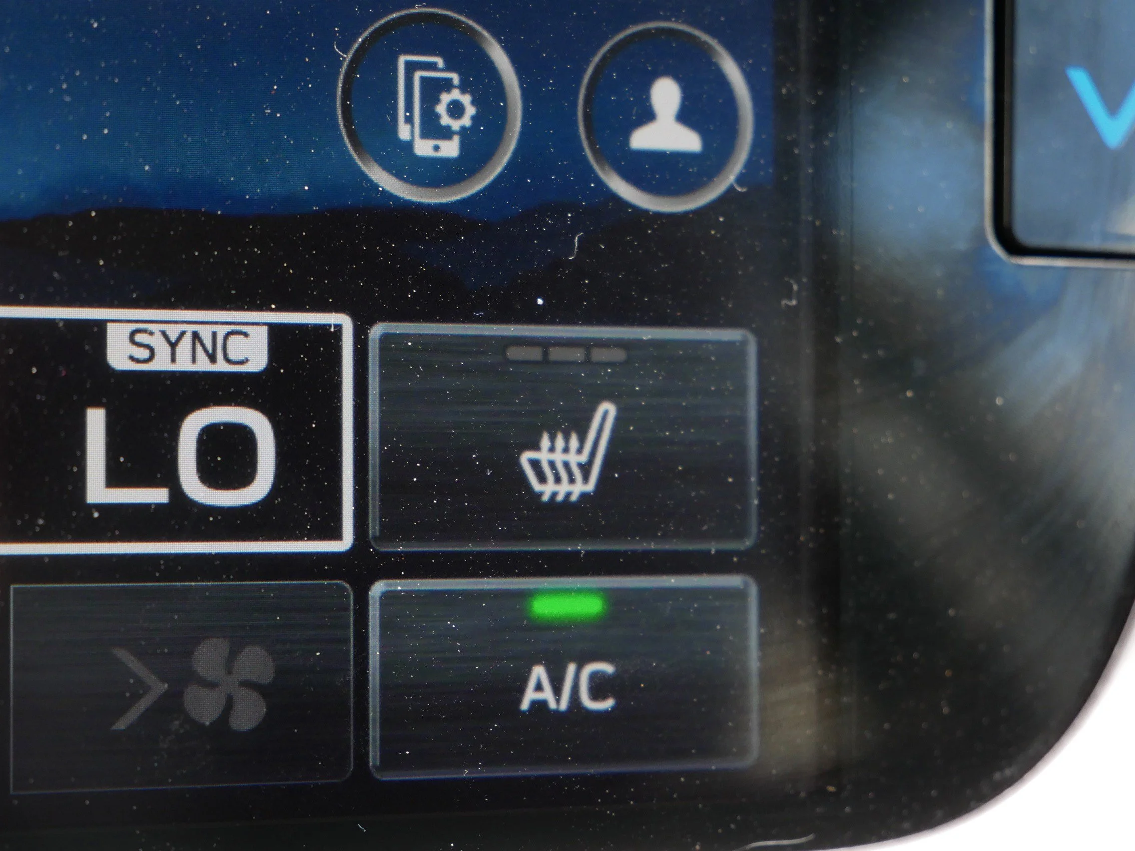 Used 2024 Autumn Green Metallic Subaru Premium image 31