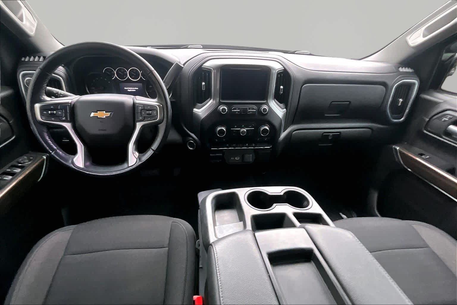 Used 2021 Black Chevrolet LT image 31