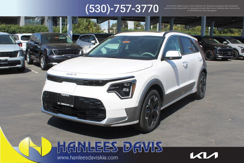 New 2026 White Kia Wave image 3