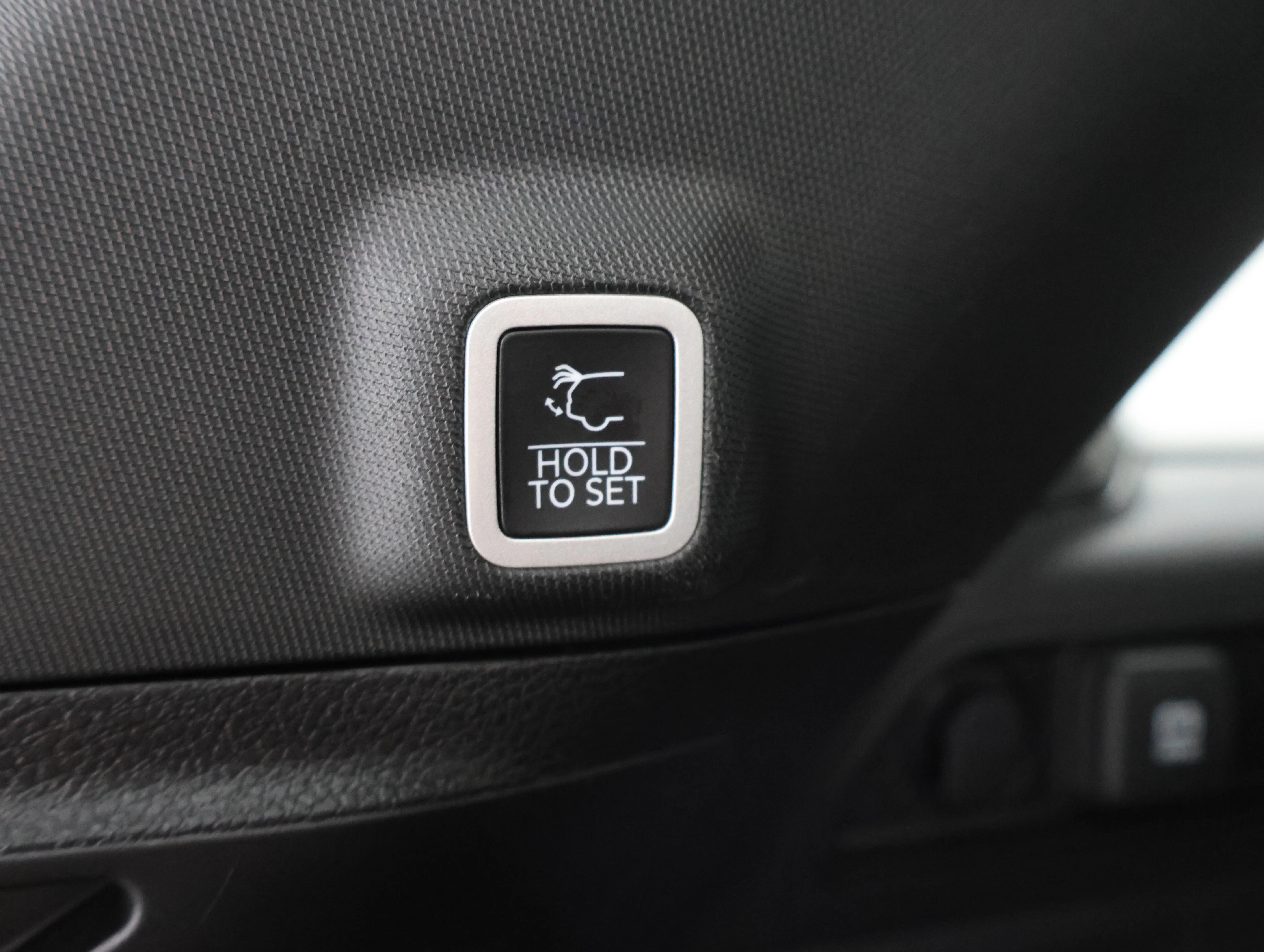 Used 2023 Bright White Clearcoat Jeep Altitude X image 30