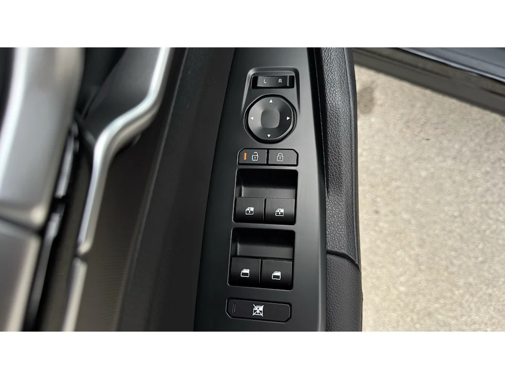 New 2026 Gry Kia EX image 24