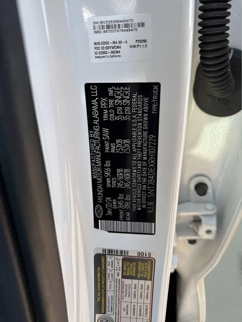 Used 2024  Hyundai SEL image 10