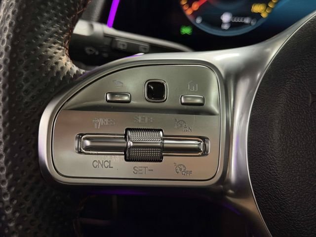 Certified Used 2023  Mercedes-Benz GLB 35 AMG® image 20
