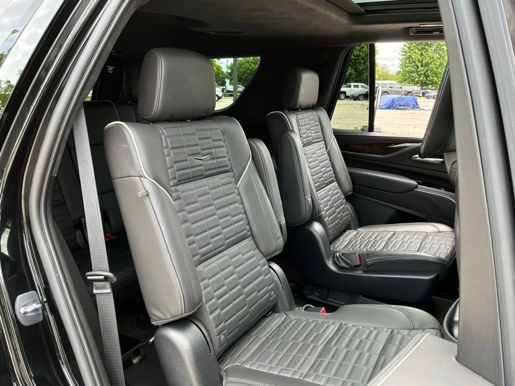 Used 2023 Black Raven Cadillac Sport Platinum image 37
