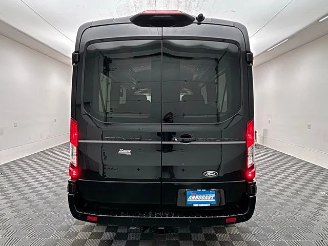 New 2026 Black Ford Explorer Limited SE image 9