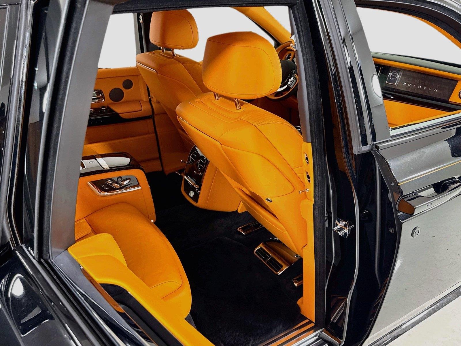 Used 2027 Black Diamond Rolls-Royce Sedan | Full Carbon Mansory Widebody image 31