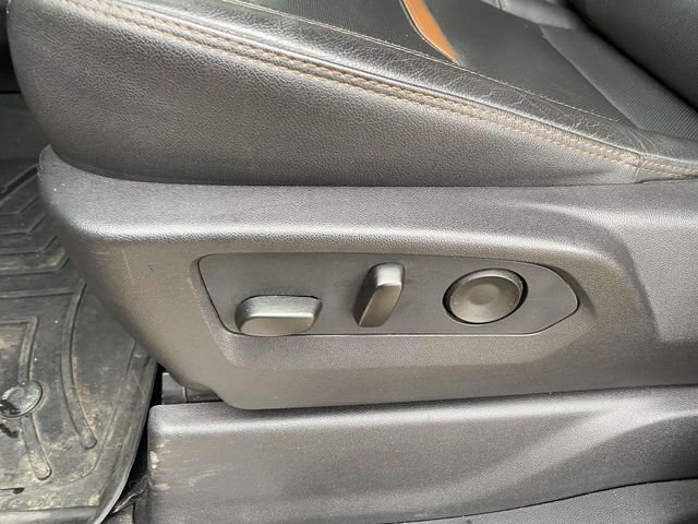 Used 2024 Silver GMC AT4 image 10