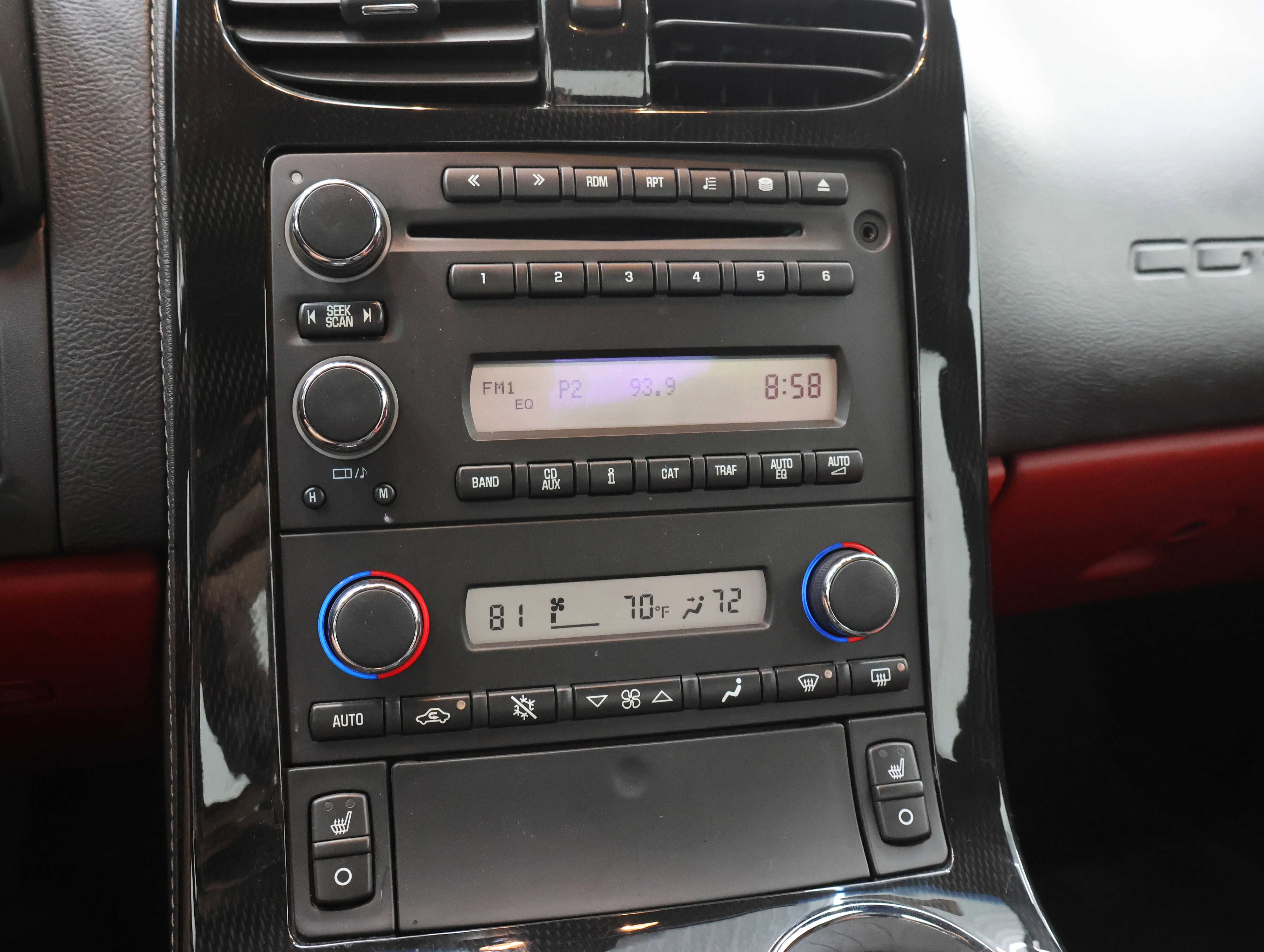Used 2009 Cyber Gray Metallic Chevrolet Base image 10