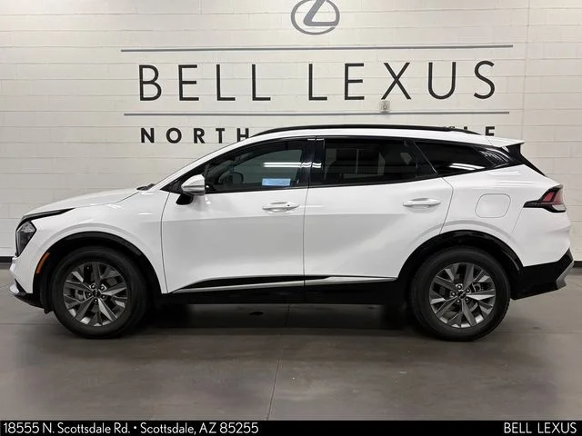Used 2023 White Kia SX image 8