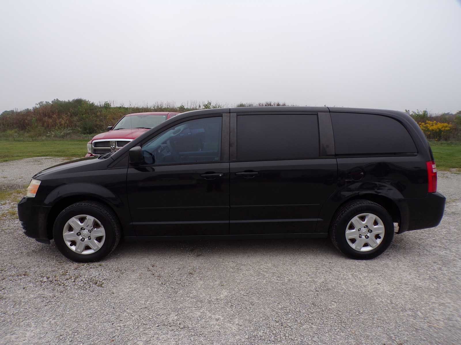 Used 2010  Dodge SE image 6