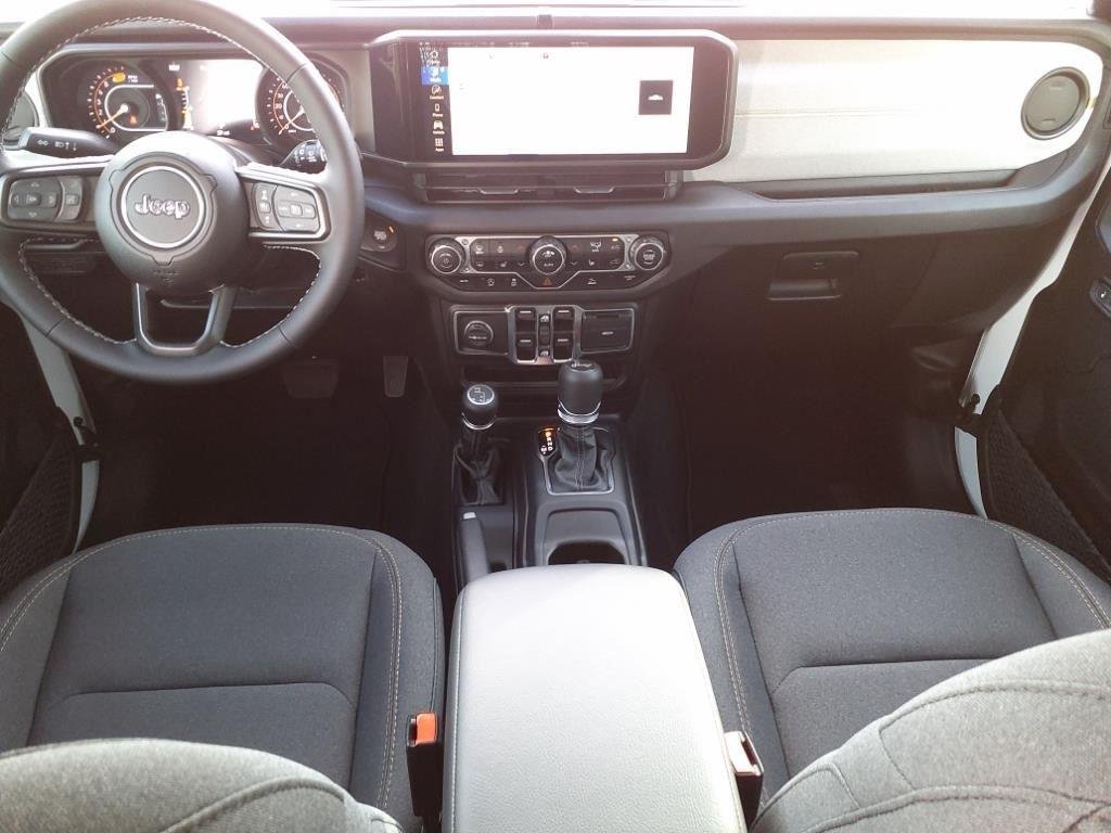 Used 2025 Bright White Clearcoat Jeep Sport S image 26