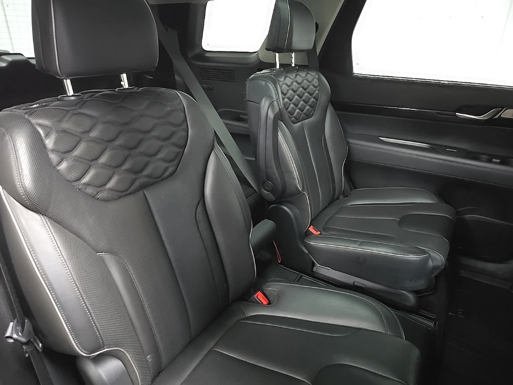 Used 2022 Gray Hyundai Limited image 17