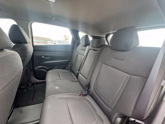 Used 2025 Red Hyundai SE image 18