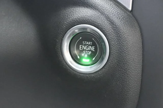 Used 2021 QUICKSILVER METALLIC GMC Elevation image 19