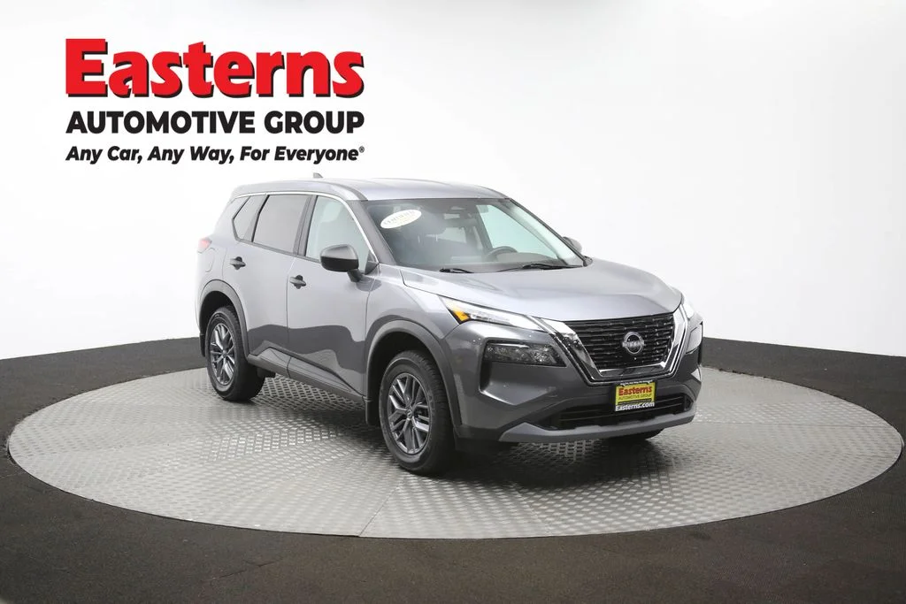 Used 2023 Gray Nissan S image 49