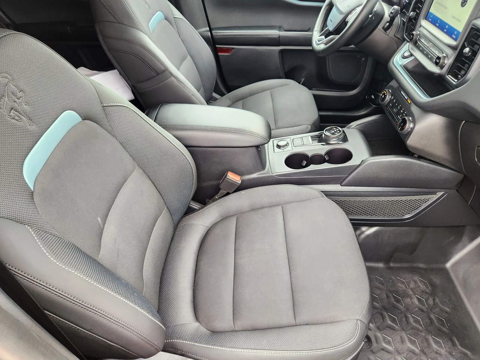 Used 2024 Black Ford Badlands image 14