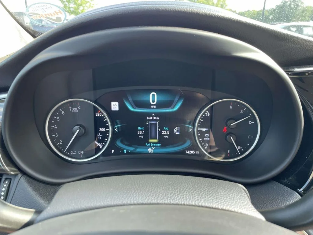 Used 2020 SUMMIT WHITE Buick Premium II image 23