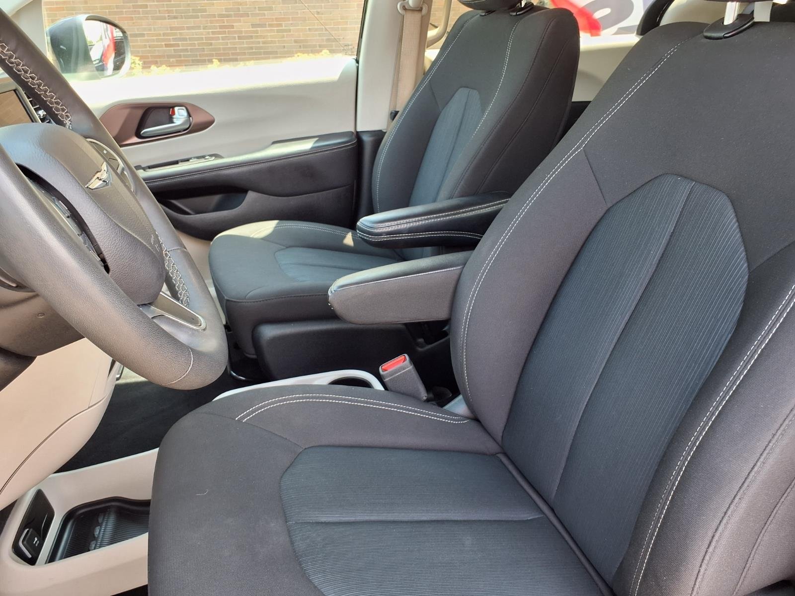 Certified Used 2023 Brilliant Black Crystal Pearl Coat Chrysler LX image 3