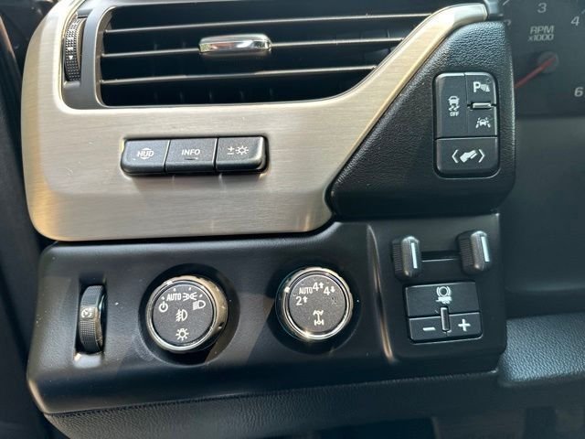 2020 GMC Yukon Denali - Photo 15