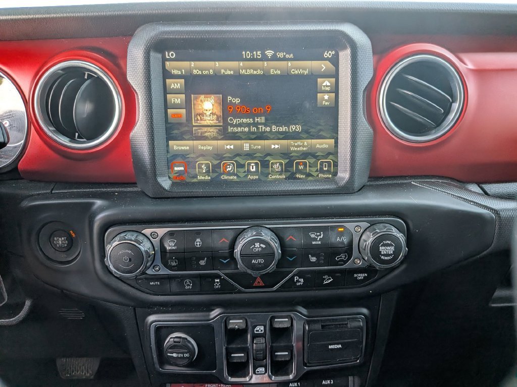 Used 2019 White Jeep Unlimited Rubicon image 32