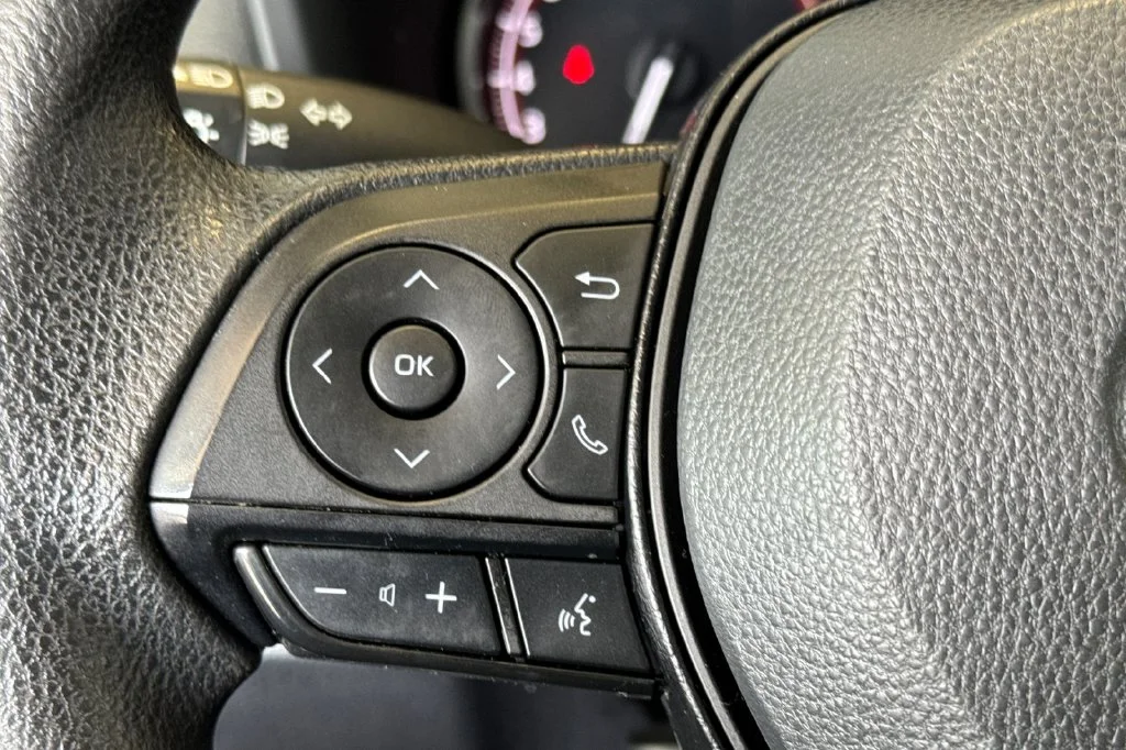 Used 2024 Ice Cap Toyota XLE image 28