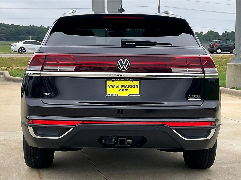 New 2026 Black Volkswagen SE w/Technology image 6