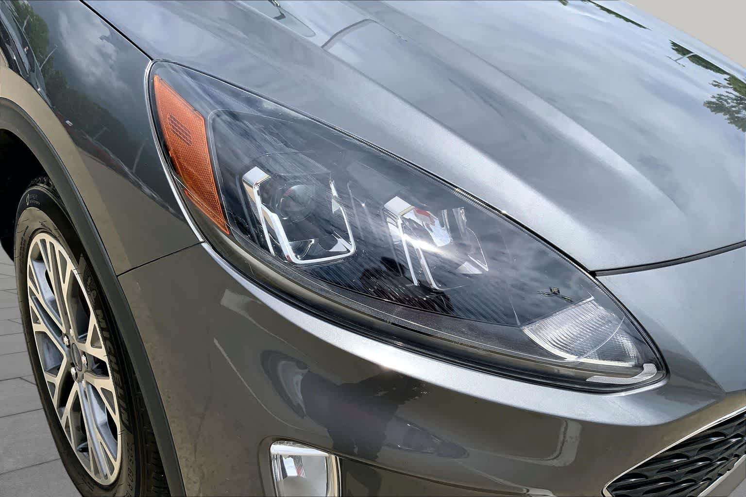 Used 2022 Carbonized Gray Metallic Ford SEL image 25
