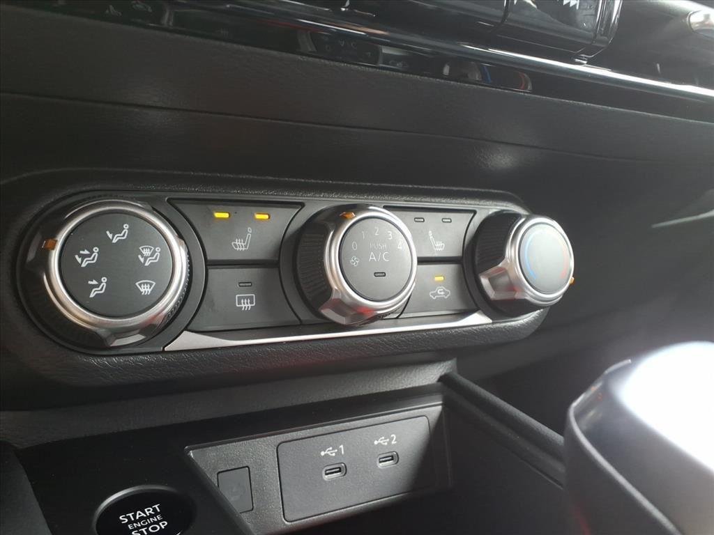 2025 Nissan Kicks SV AWD - Photo 19