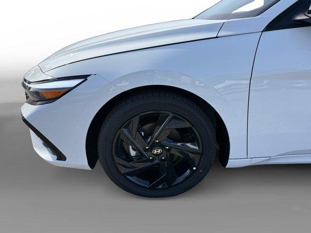 New 2026 Serenity White Hyundai SEL Sport image 29