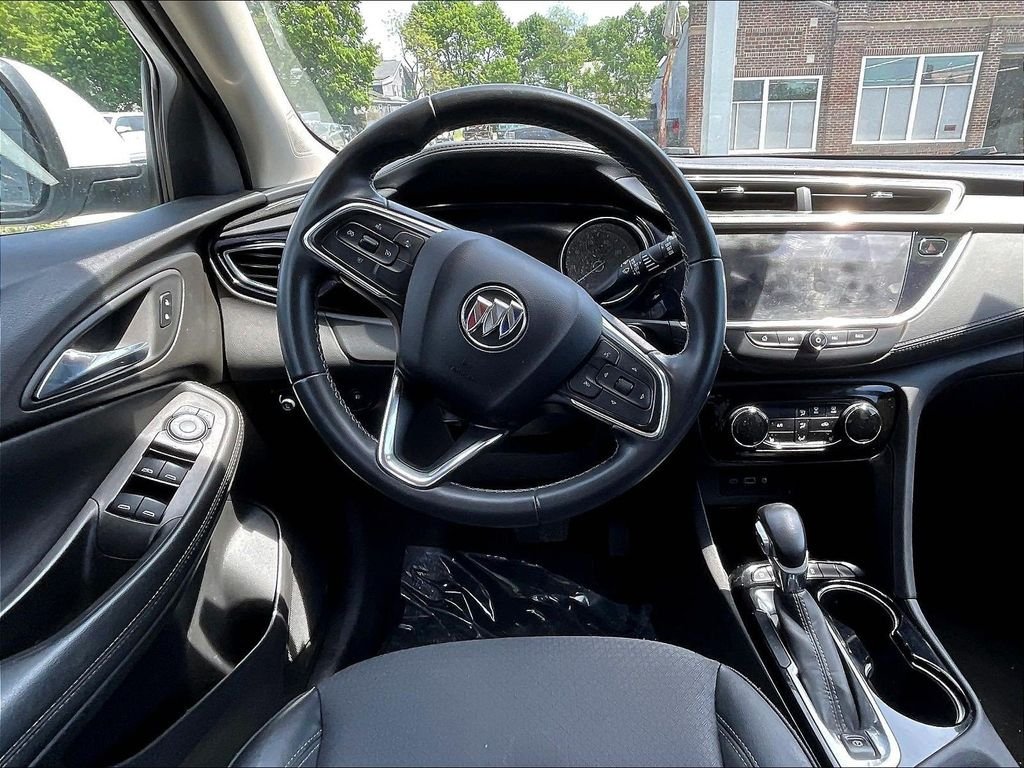 Used 2022 White Buick Preferred image 17