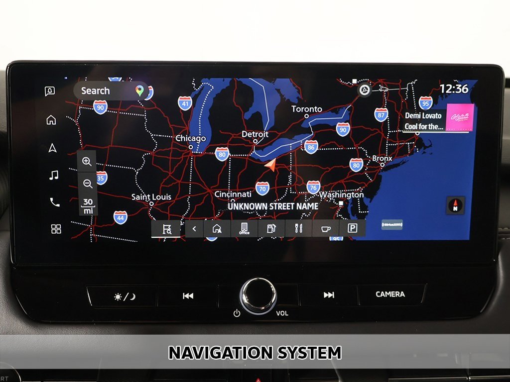 2025 Mitsubishi Outlander SE photo 2