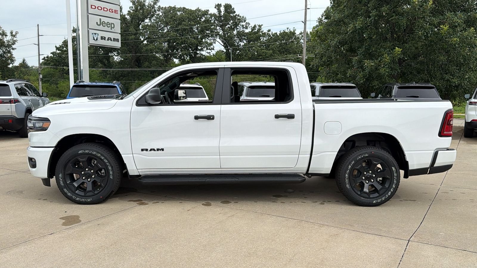New 2026 Bright White Clearcoat RAM Express image 5