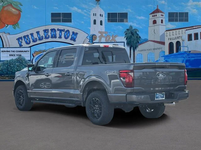 New 2026 Carbonized Gray Metallic Ford XLT image 2