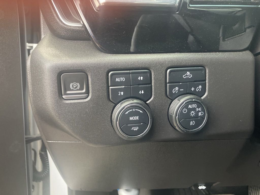 Used 2023 White Chevrolet LT Trail Boss image 11