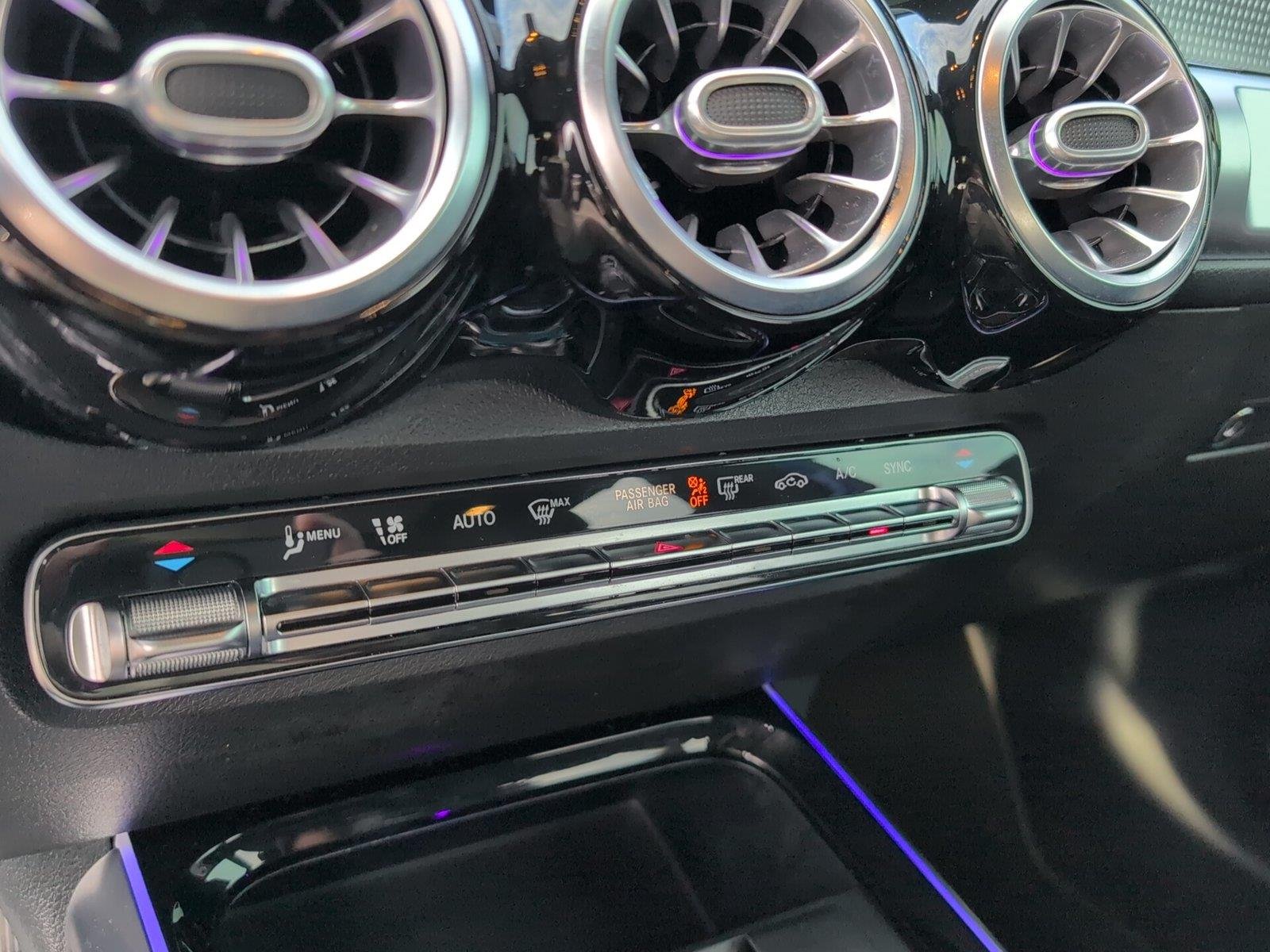 Used 2021 Galaxy Blue Metallic Mercedes-Benz GLB 250 image 20