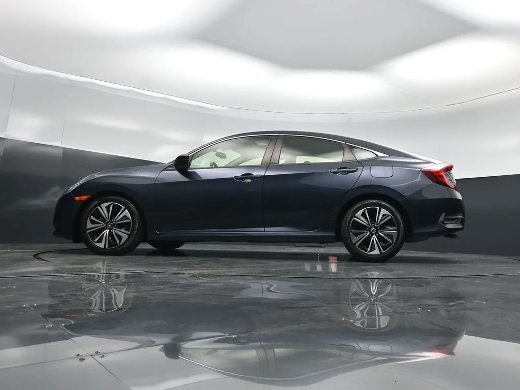 Used 2018 Blue Honda EX-T image 7
