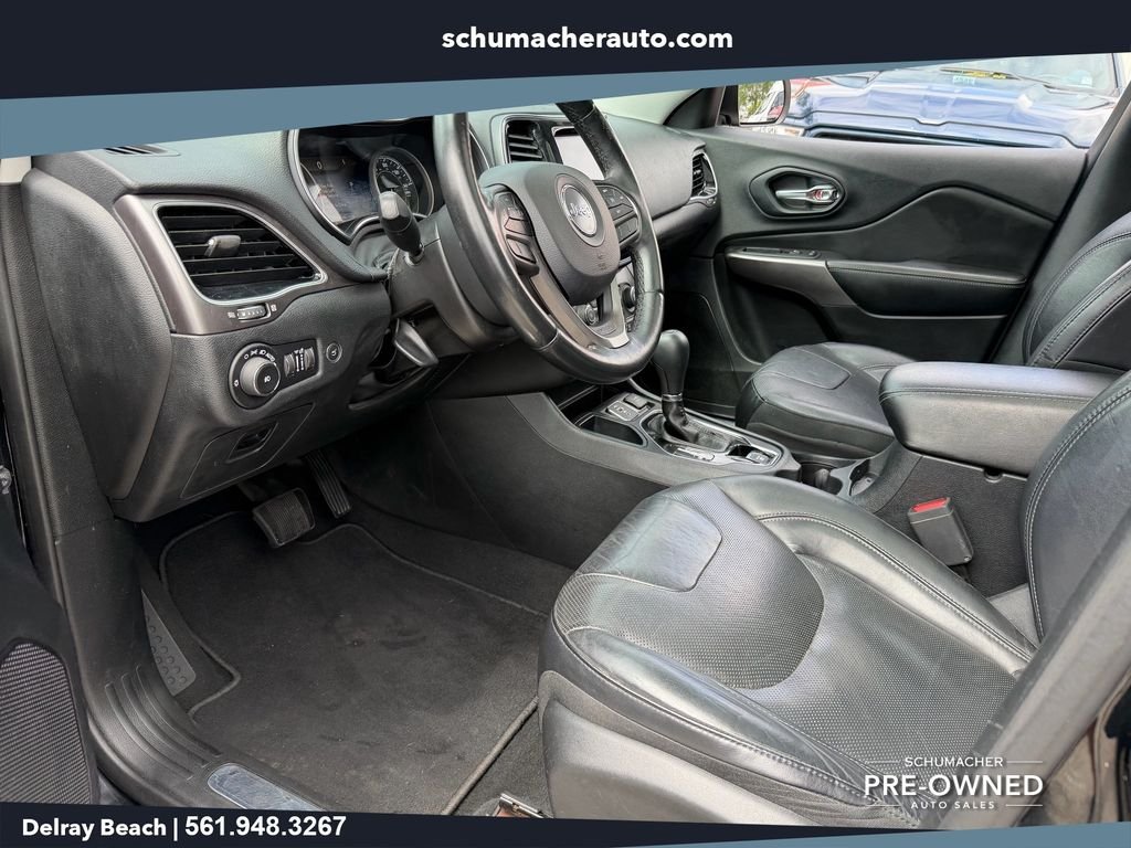 Used 2019 Black Jeep Limited image 12