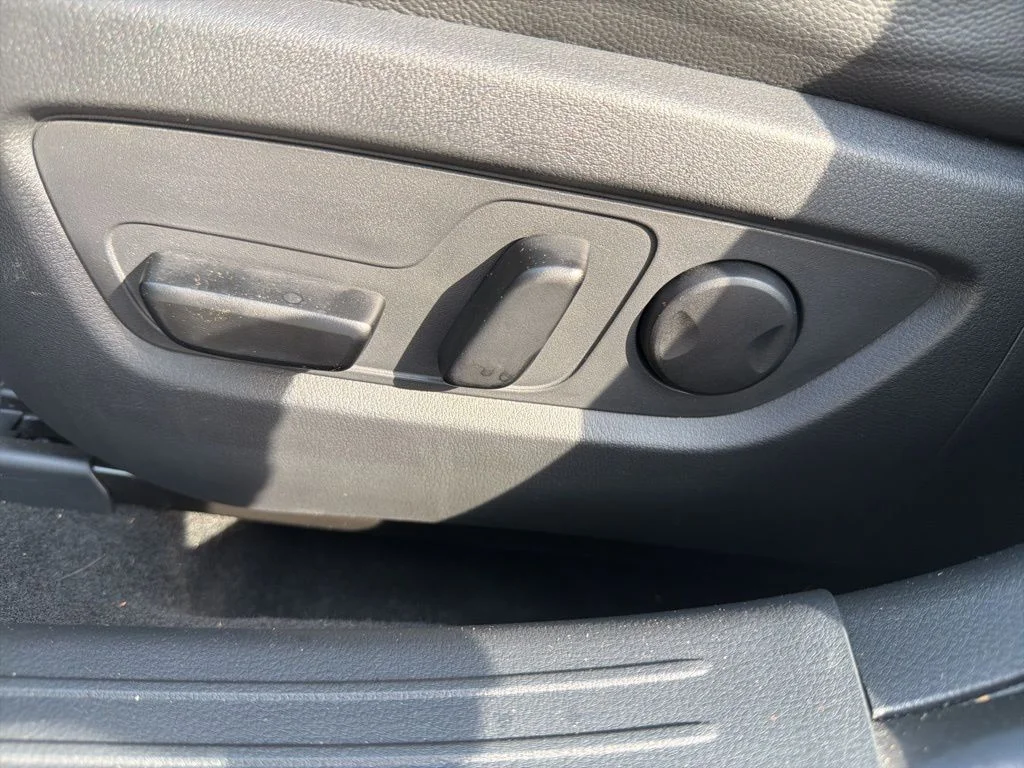 Used 2025 Beige Mazda 2.5 Turbo Premium Package image 21