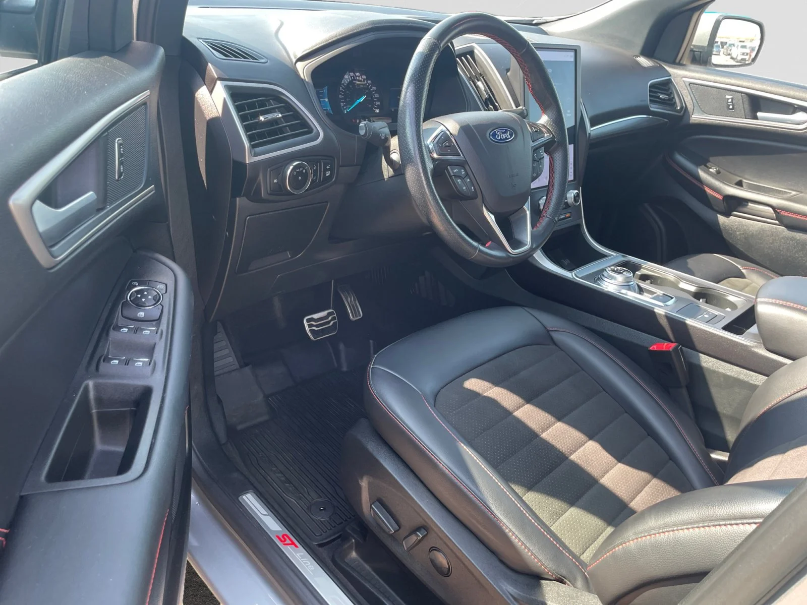 Used 2024 SILVER Ford ST LINE AWD image 13
