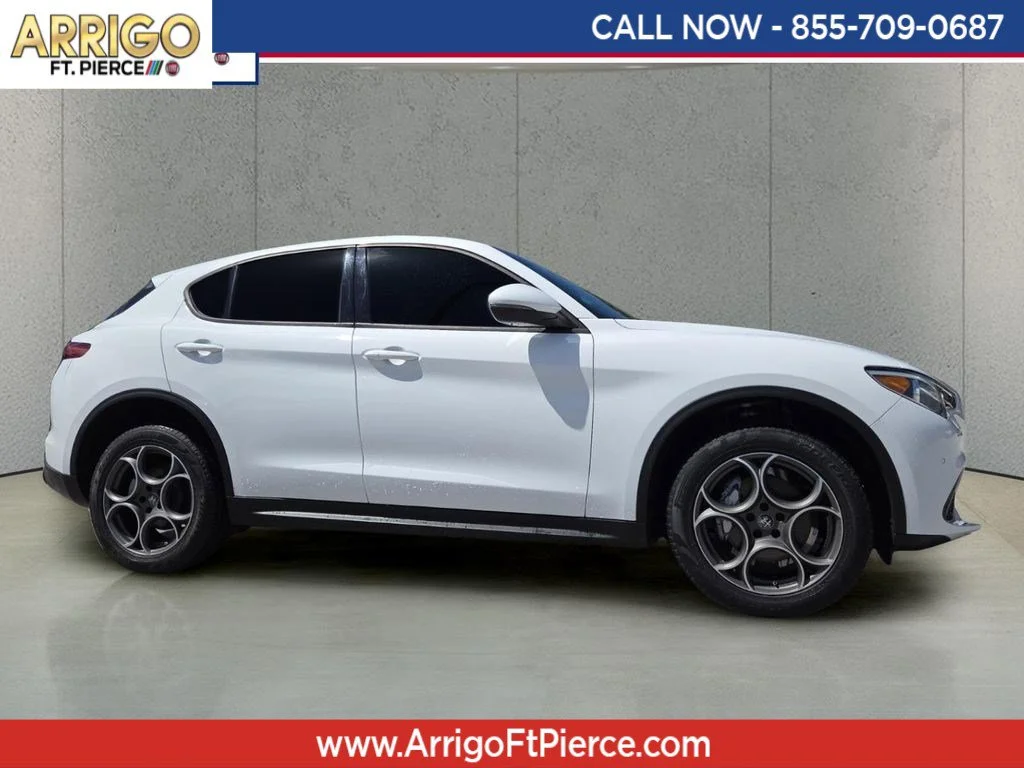 2023 Alfa Romeo Stelvio Sprint RWD's photo