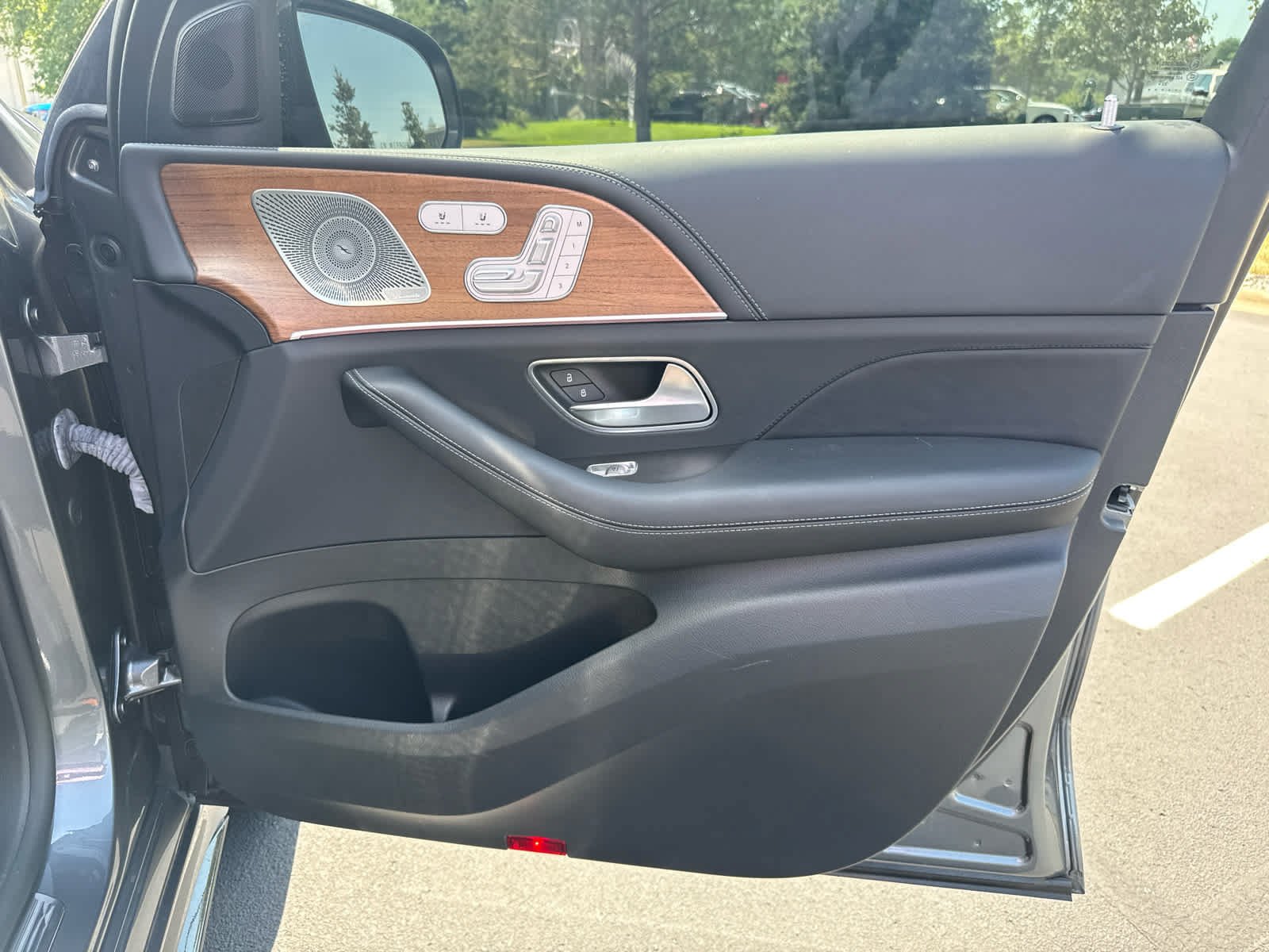 Used 2023 Selenite Grey Metallic Mercedes-Benz AMG® GLE 63 S image 9