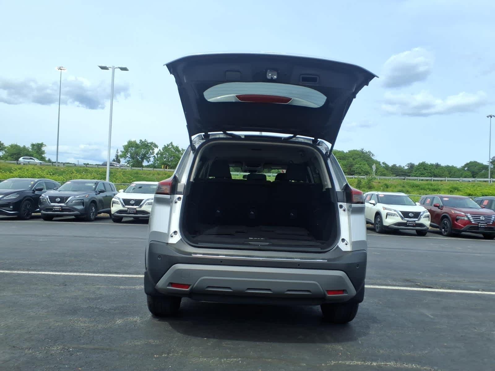 Certified Used 2023 Brilliant Silver Metallic Nissan SV image 10