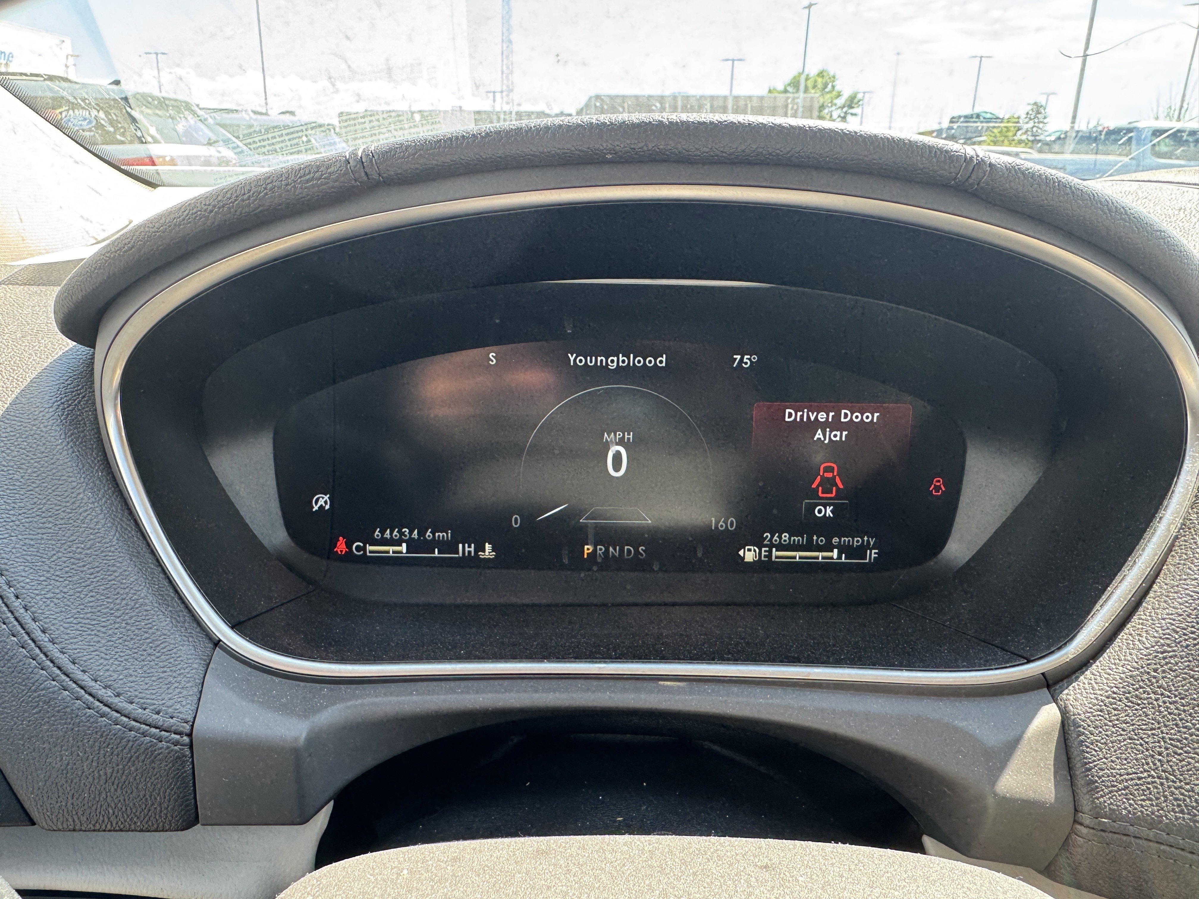 Used 2019 White Platinum Metallic Tri-Coat Lincoln Reserve image 8