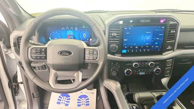 New 2026 Oxford White Ford XLT image 15